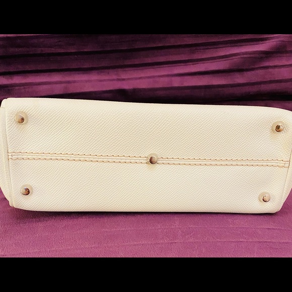 Rare White Leather Handbag - Picture 4 of 5